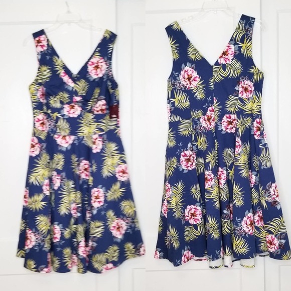 Modcloth Tropical Floral Fit and Flare Dress NEW - Picture 5 of 8